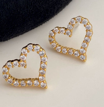Small And Exquisite Love Temperament Earrings With A Sense Of High-end Ear Clips eprolo