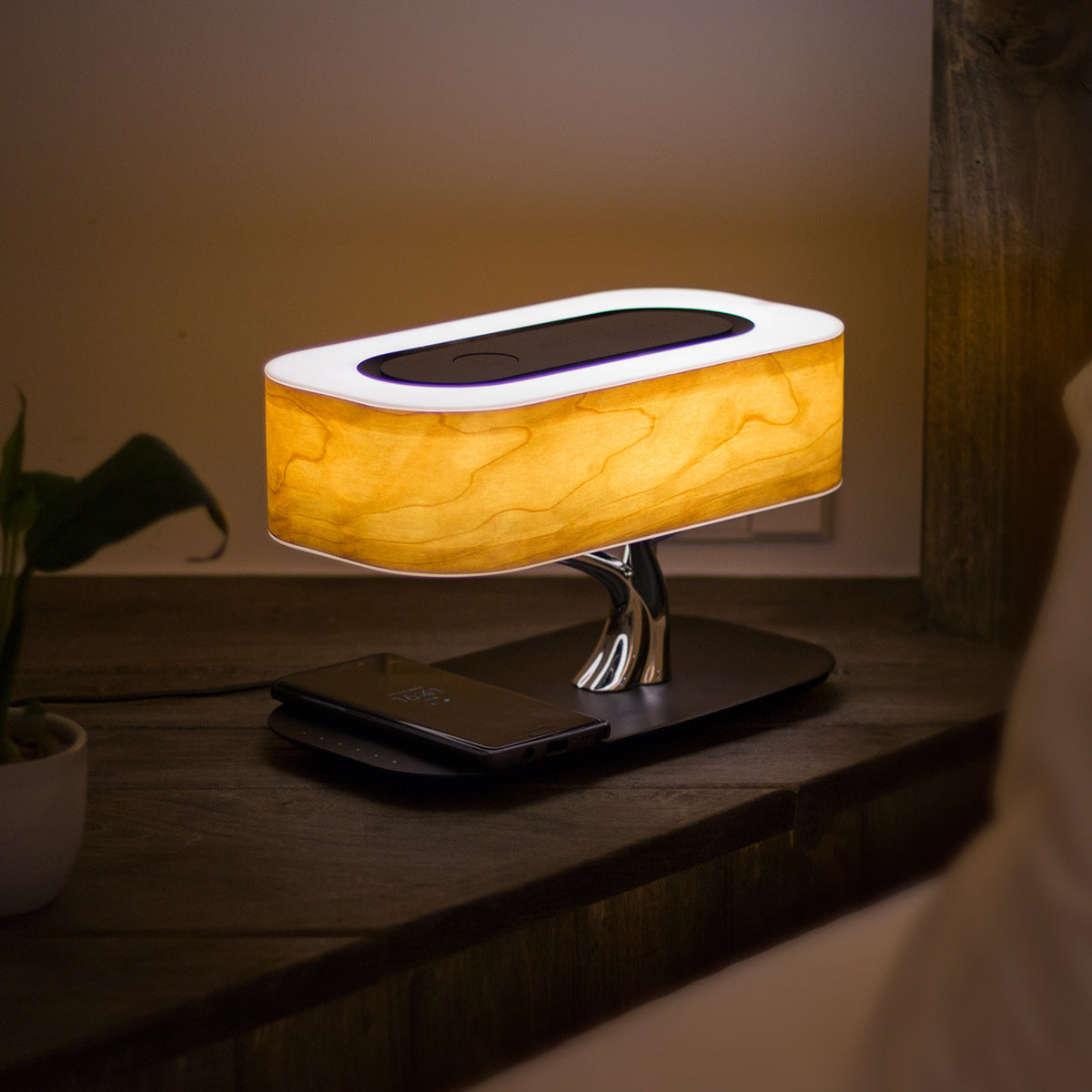 Creative Tree Light Table Lamp Bluetooth-Compatiable Music Speaker Bedside Light Dimmable Phone Wireless Charging Desk Lights eprolo