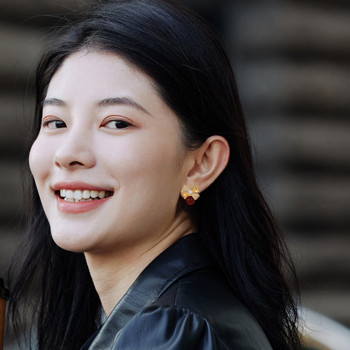 Beizhu Zircon Gold Plated High Color Preserving Earrings eprolo