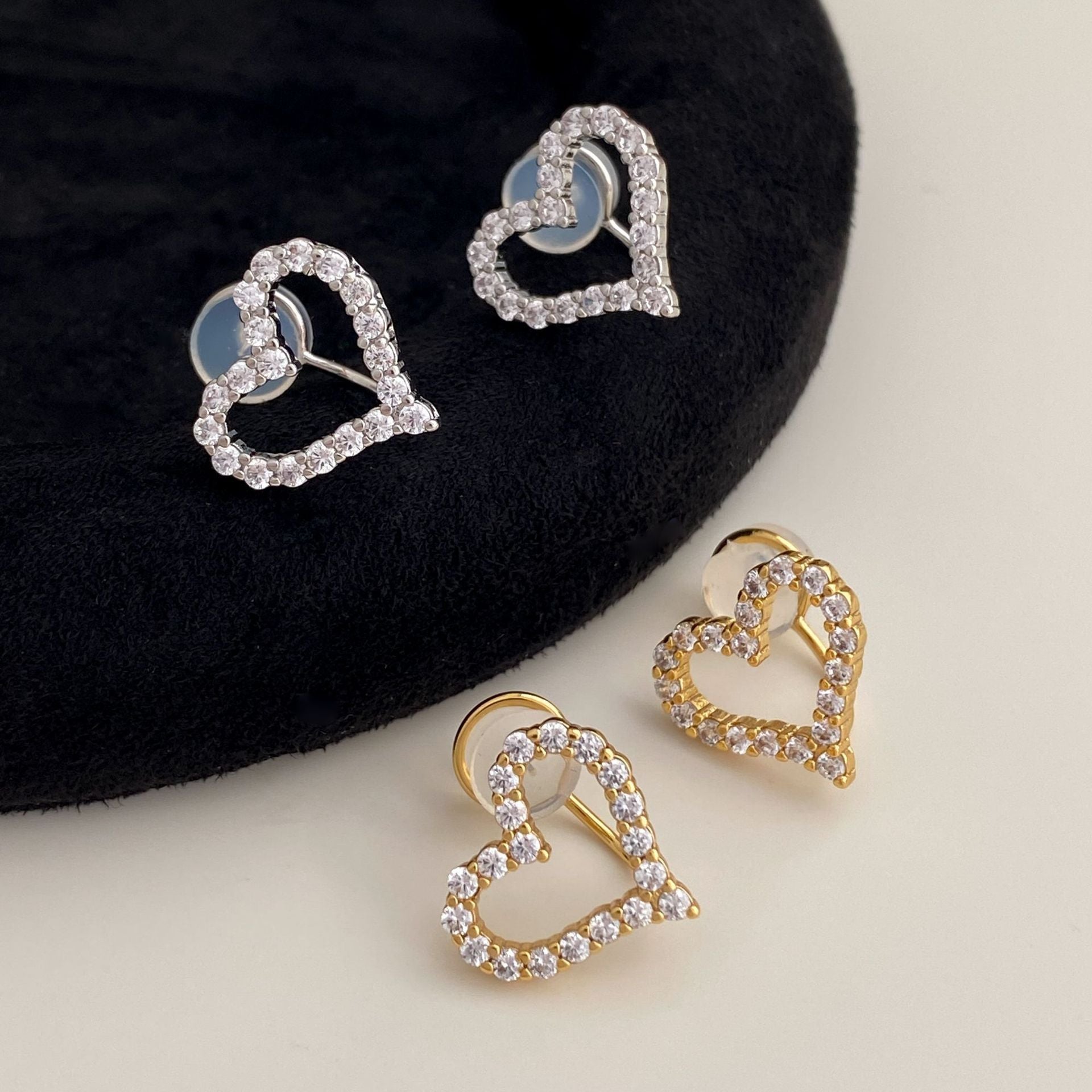 Small And Exquisite Love Temperament Earrings With A Sense Of High-end Ear Clips eprolo